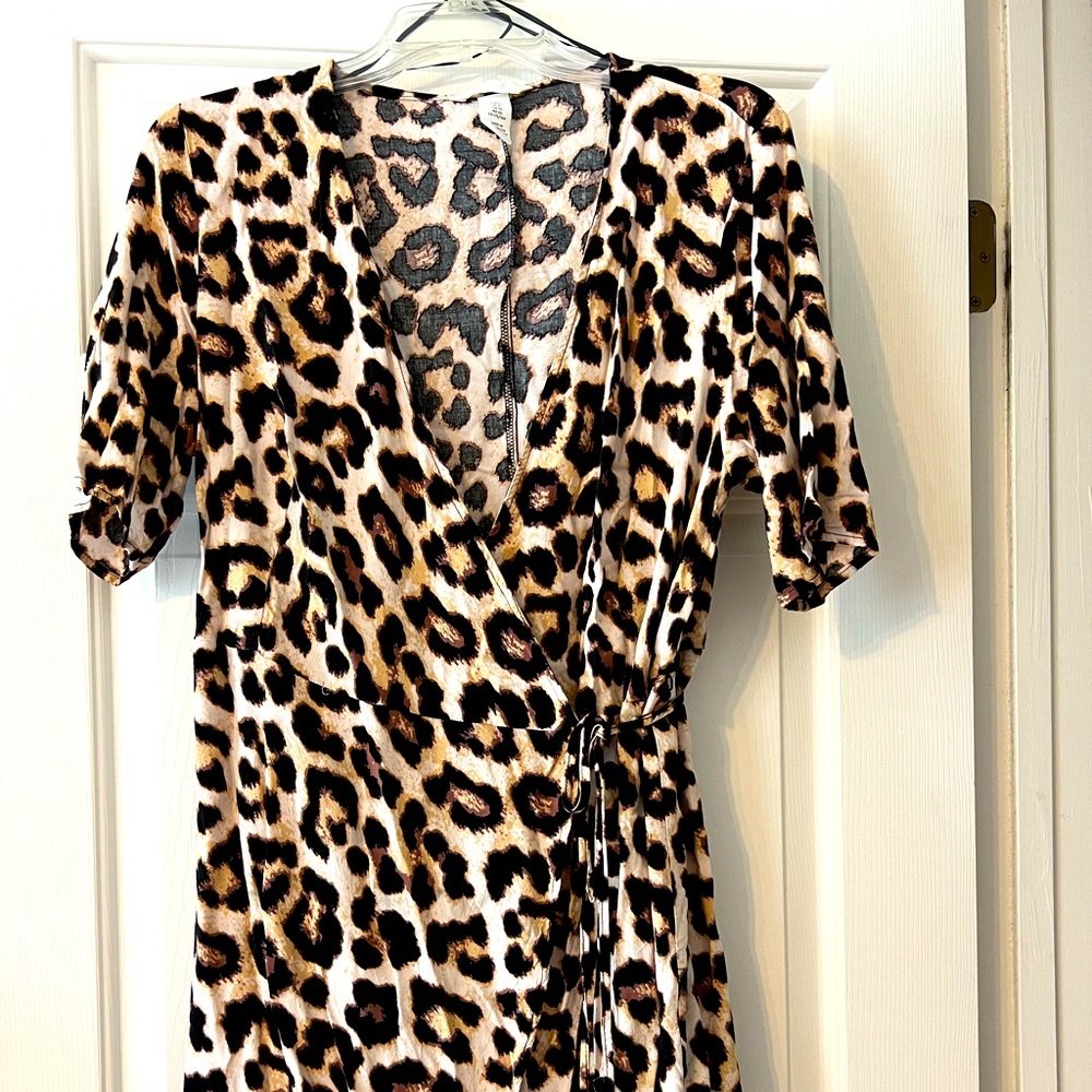 H&M Leopard dress